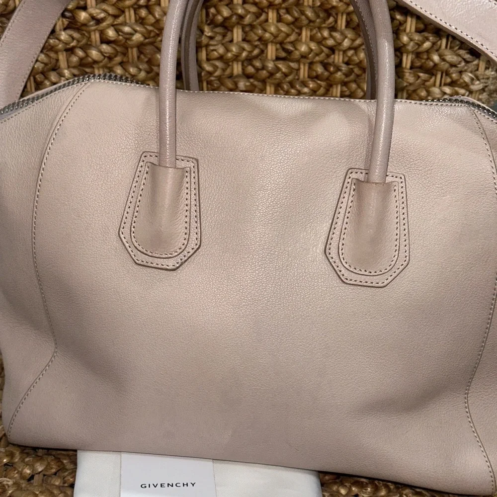 Givenchy‎ Antigona Medium Leather Satchel Bag